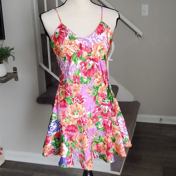 Victoria's Secret Other - Vintage Victorias Secret Gold Label Floral Chemise
